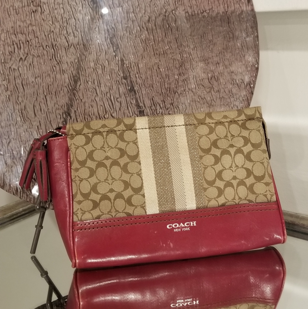 COACH Legacy Clutch (Flaws)